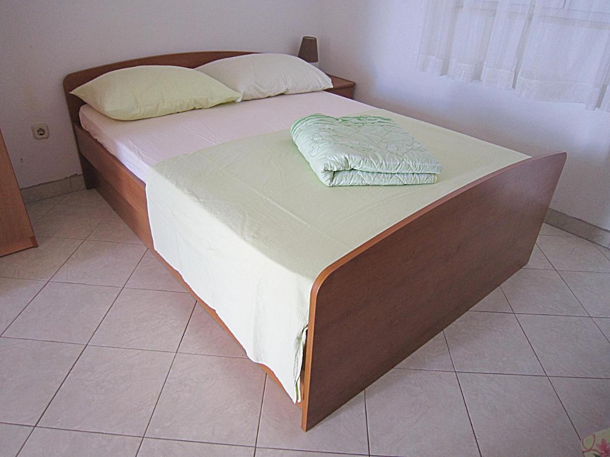 Apartments Neva & Neva Beach House ซรีมา ภายนอก รูปภาพ